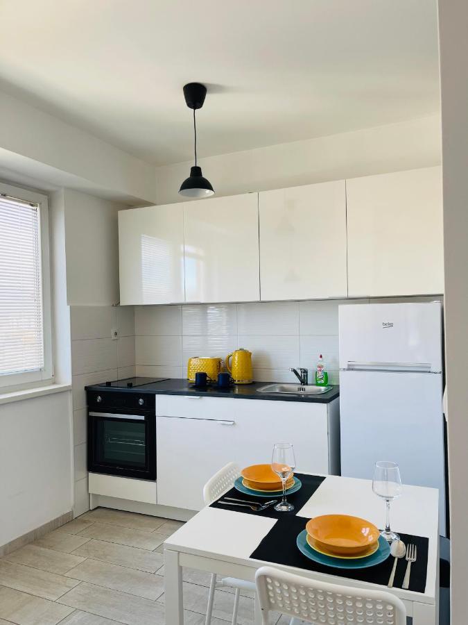 New Modern Rooftop Apartment-Free Private Parking Skopje Exterior foto